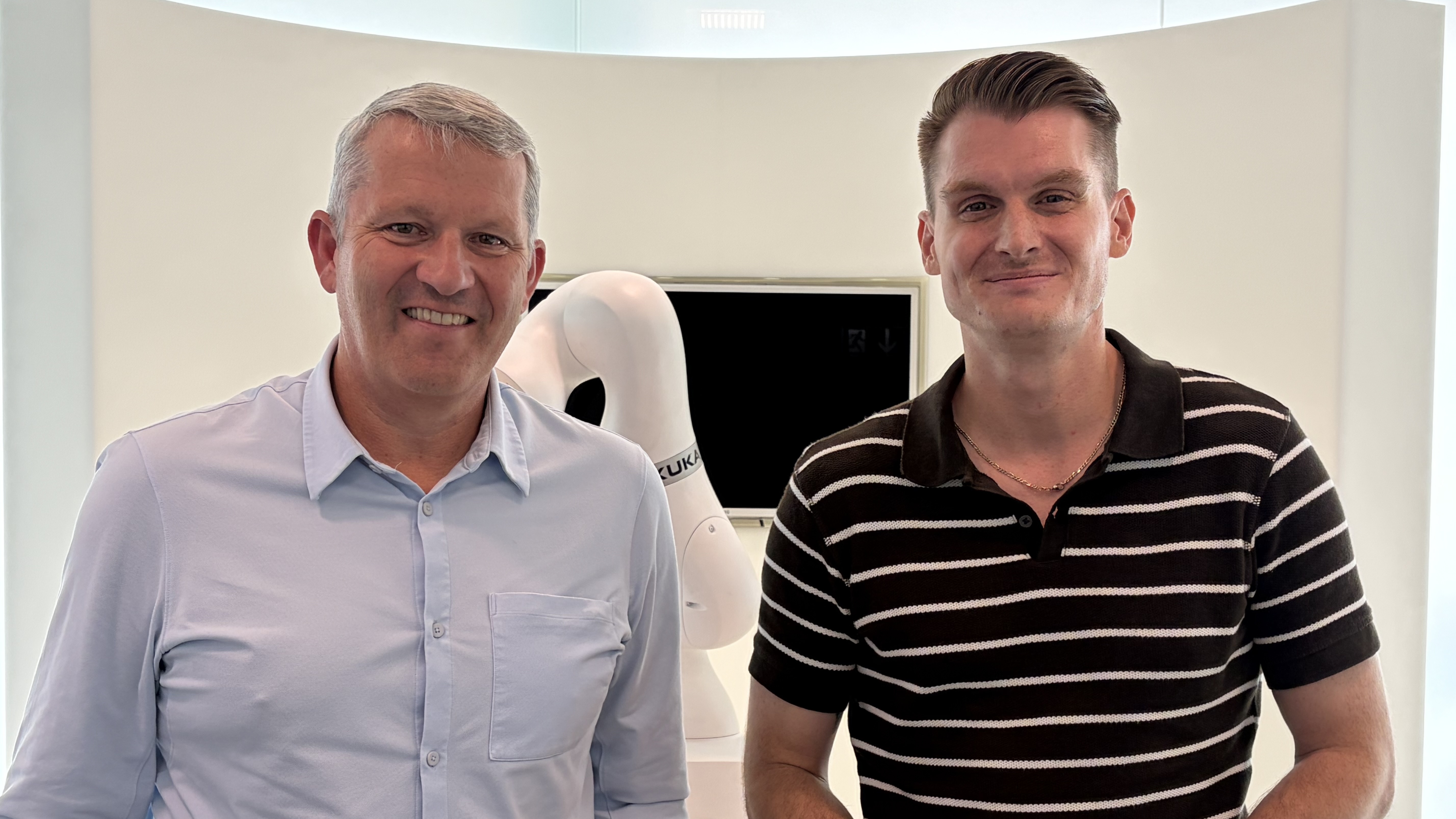 Christoph Schell CEO KUKA Group im Gespräch mit Bastian Lopez – Entscheider:Inside Folge 38